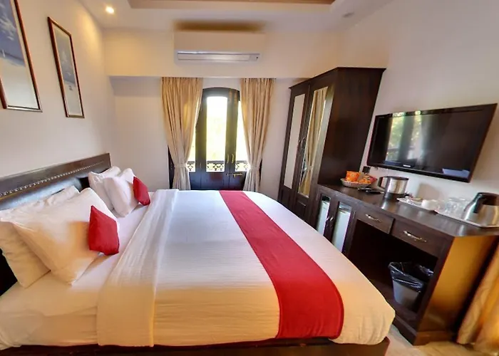 Calangute Grande Hotel