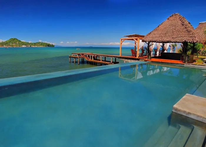 Hotel L'heure Bleue à Ambatoloaka 