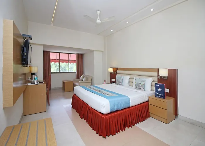 Hotel Mb International Palace Side Mysore