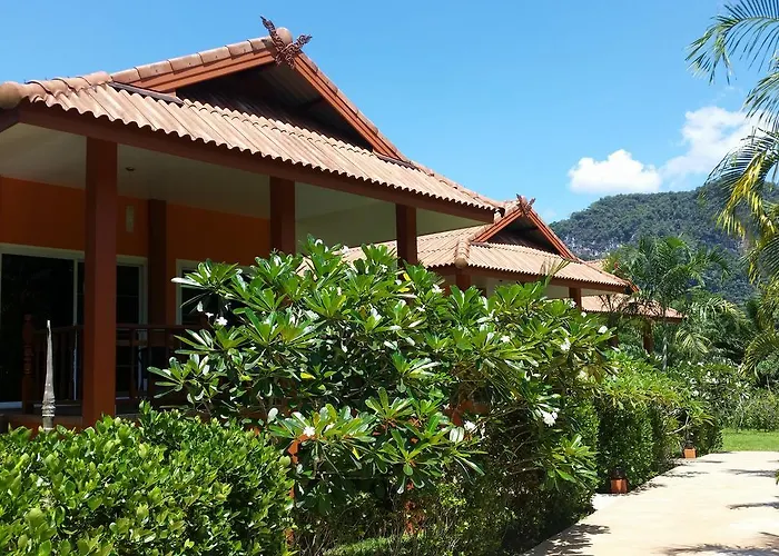 Khao Sok Jasmine Garden Resort - SHA Certified Khao Sok National Park