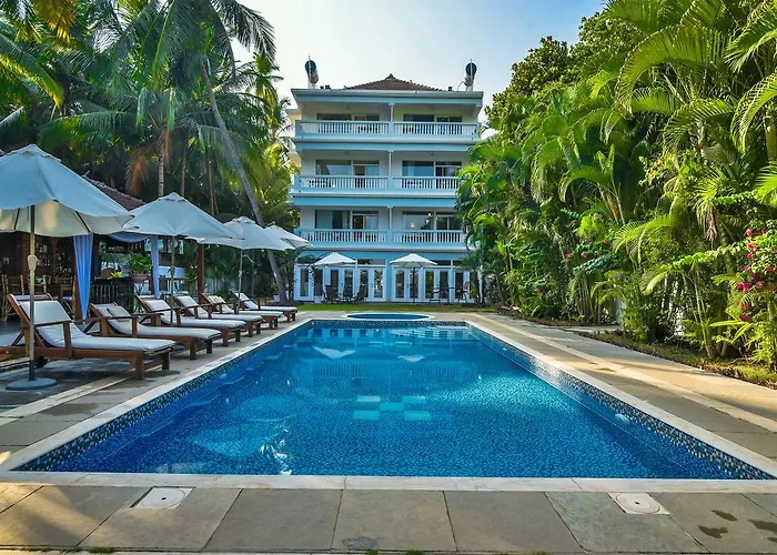 Safira River Front Resort Morjim
