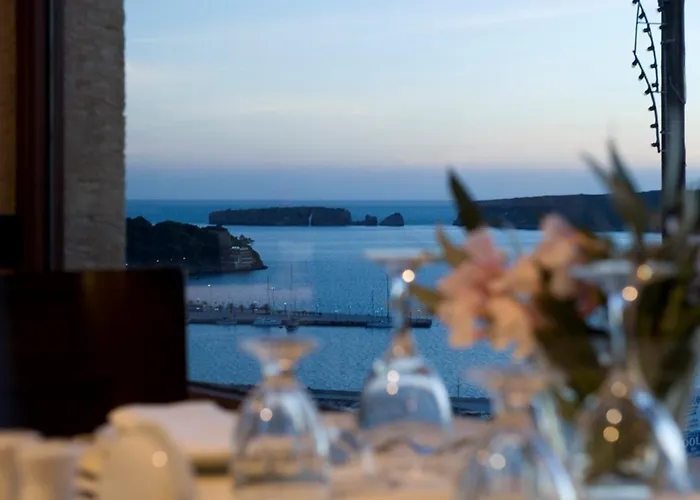 Tina'S House Aparthotel Pylos