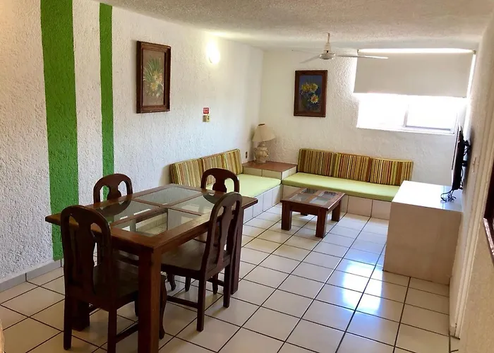 Suites Santa Barbara Manzanillo
