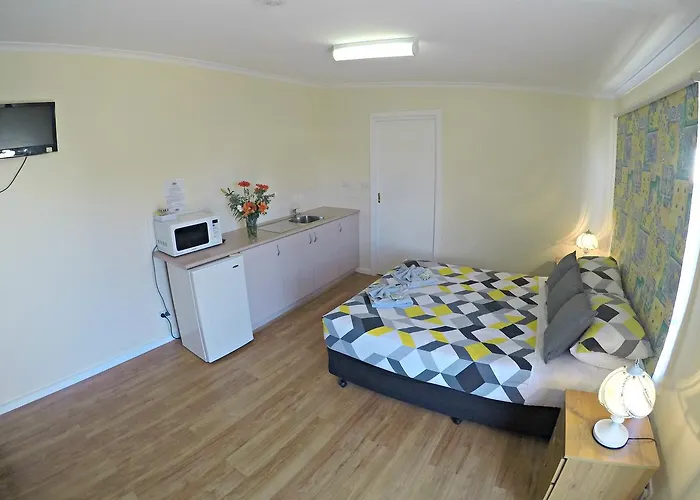 Turn-In Motel Warrnambool