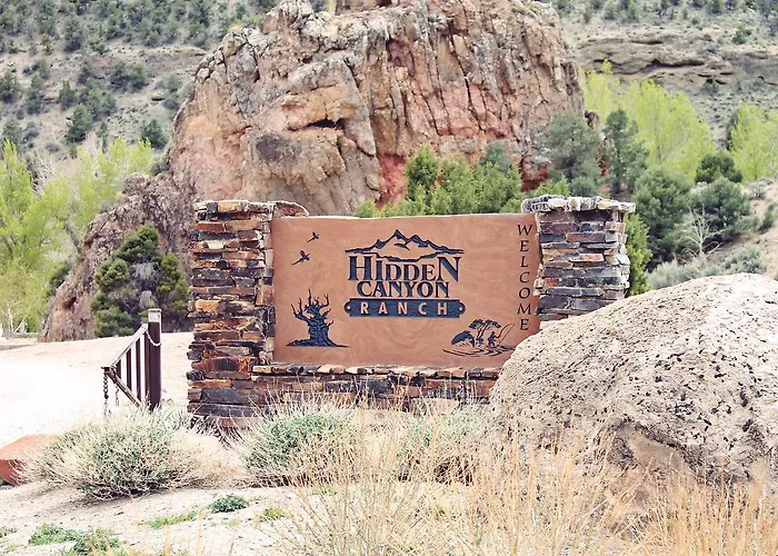 Hidden Canyon Retreat Baker