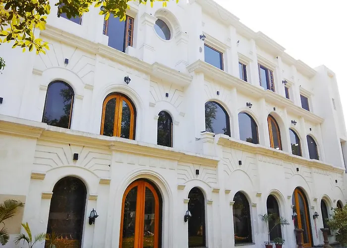 Hotel Kings Retreat Patiala
