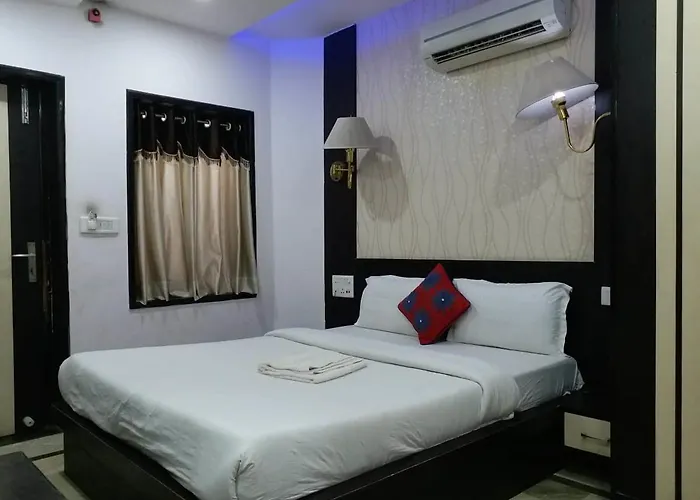 Hotel Laxman Resort By The Golden Taj Group &Hotels Agra 