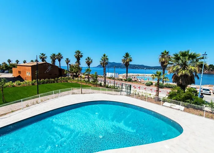 Résidence Néméa Le Cap Azur Saint-Mandrier-sur-Mer