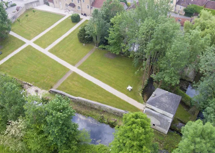 Hotel Le Prieuré à Noyers-sur-Serein