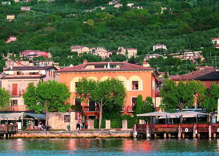 Casa Vacanza - Casa Del Padre Nascimbeni Torri Del Benaco