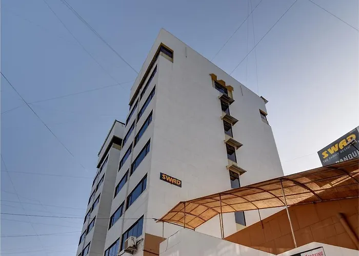 Hotel Savshanti Towers Vadodara