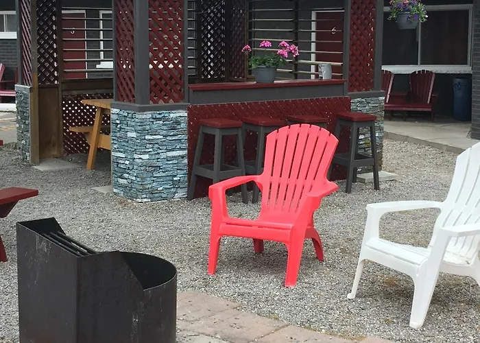 Edgewater Inn Wasaga Beach