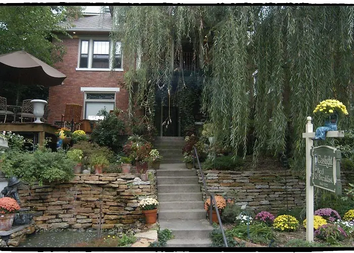Gaslight Bed & Breakfast Cincinnati