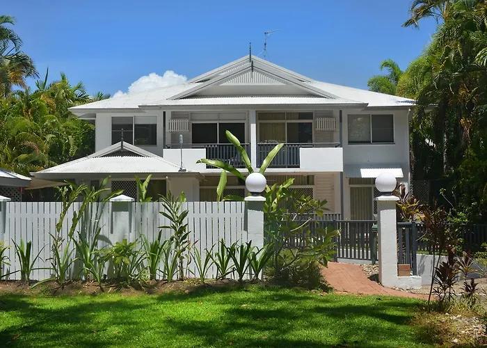 Seascape Holidays - Tropic Sands Port Douglas
