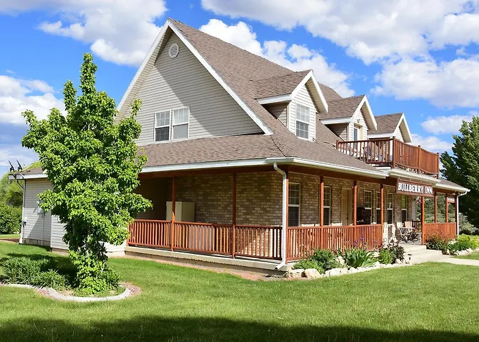 Bullberry Inn Bed & Breakfast Tropic