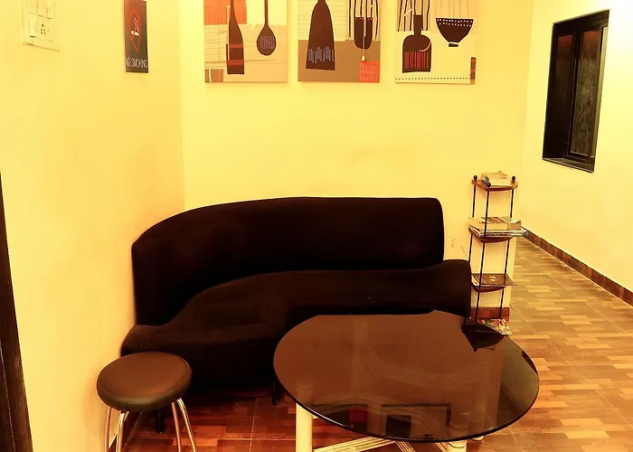 Hotel Trimoorti Kolkata