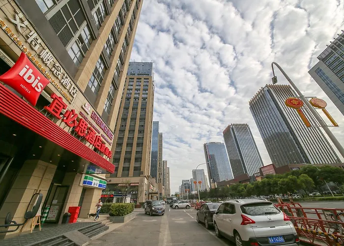 Ibis Xi'An North Train Station Executive Center Hotel