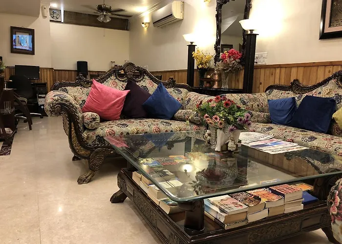 Wood Castle Hotel Delhi 
