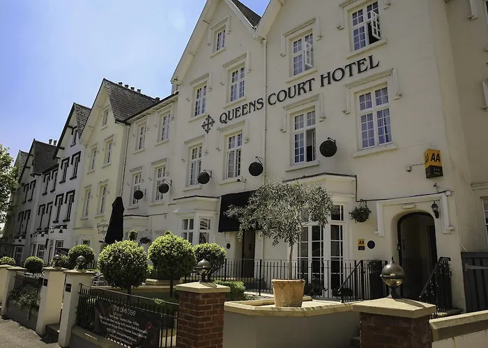 Queens Court Hotel Exeter