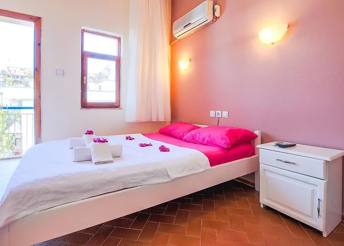 Saray Otel Kaş