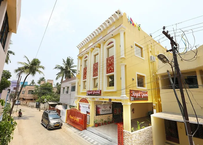 Royal Grand Bed & Breakfast Tambaram
