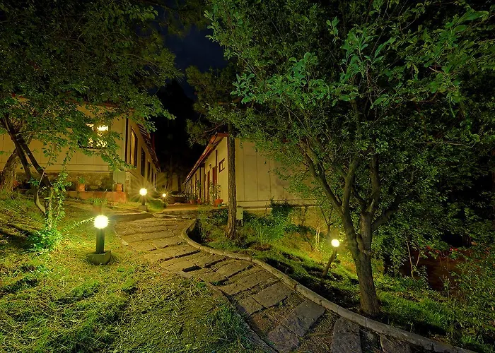 Arcadian Blue Pines Hotel Murree
