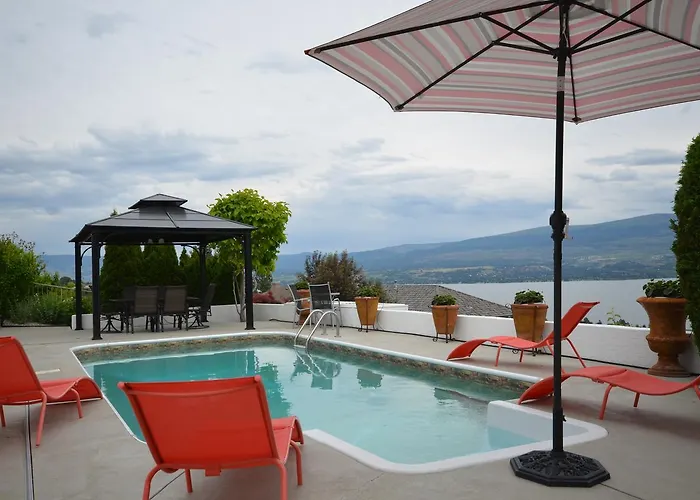 Bella Luna Bed And Breakfast West Kelowna
