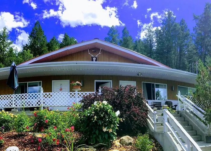Crescent Motel Radium Hot Springs