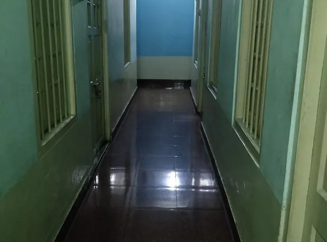 Rajhans Hotel Guwahati