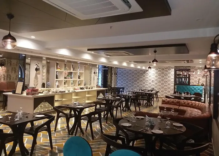 Hotel Basant Vihar Palace Bikaner