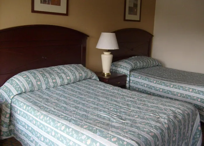 Express Inn Thomson