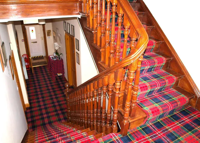 Knight'S Rest Guest House Airdrie