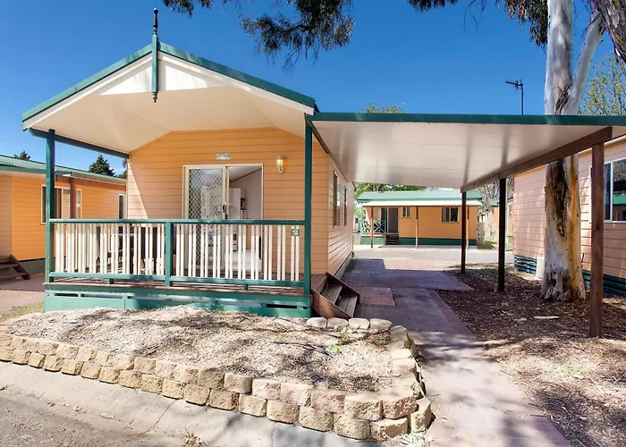 Armidale Tourist Park Hotel