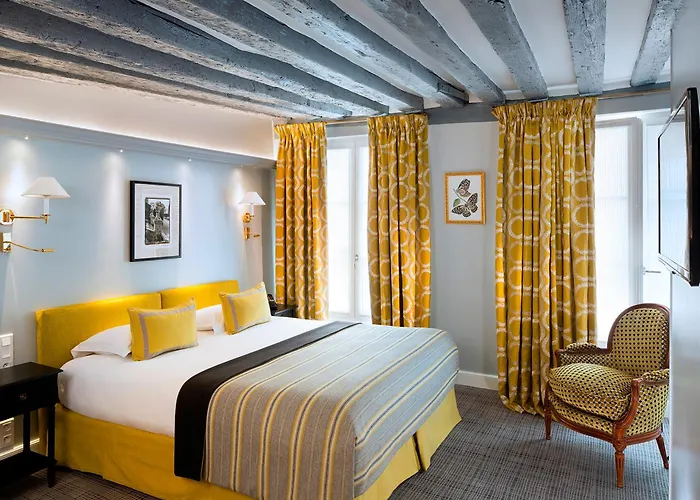Le Relais Saint Honore Paris