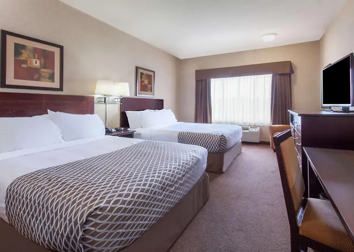 Ramada By Wyndham Camrose Hotel