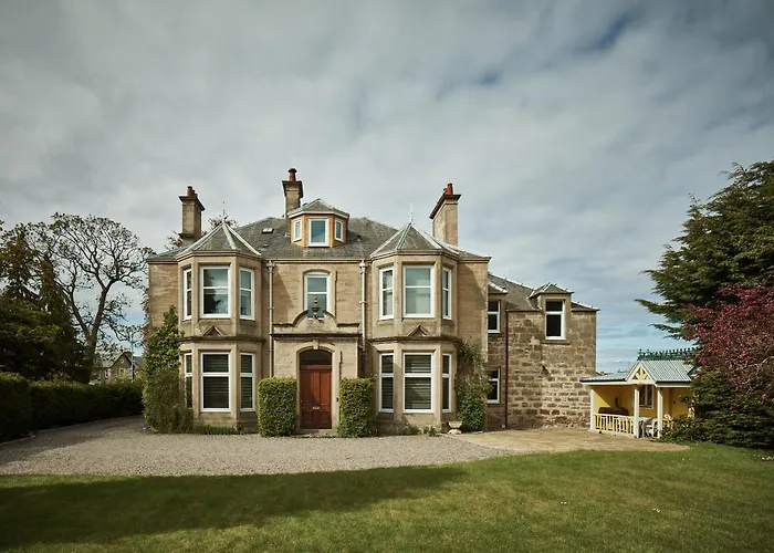 Tali Ayer Bed & Breakfast Nairn