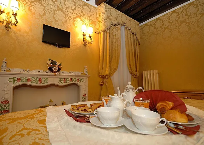 Residenza La Loggia Bed & Breakfast Venice