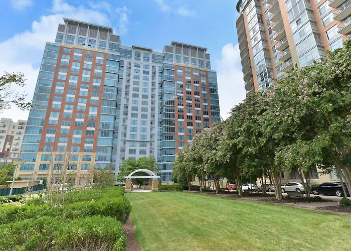 Ovation At Park Crest By Bridgestreet Hotel Tysons Corner