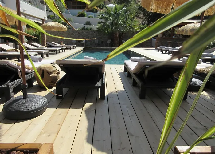 Villa Tricoli B&B avec Piscine Les Issambres