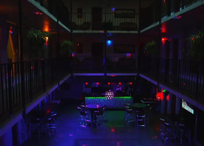 Rooftop Resort - Clothing Optional - Adult Only Hollywood