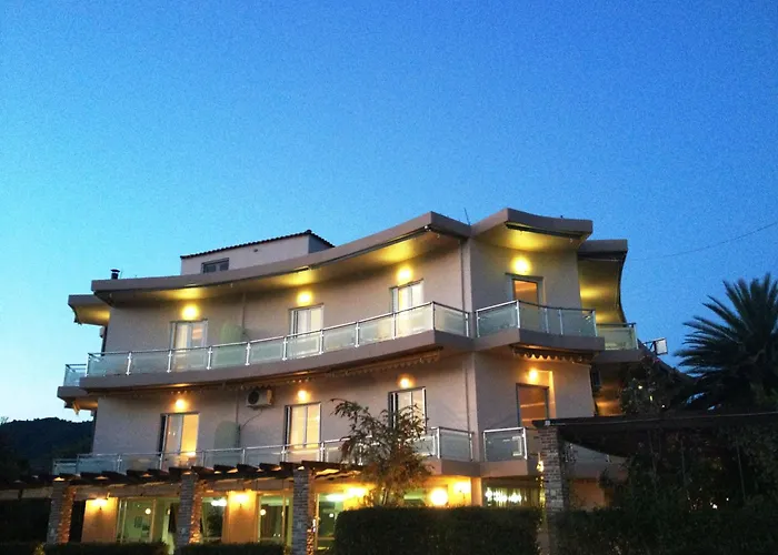 Souris Hotel Rovies