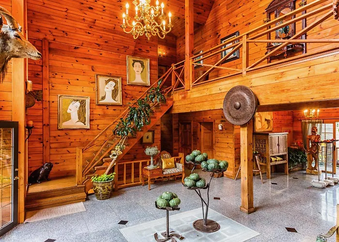 Sun Moon Lake Full House Resort Yuchi