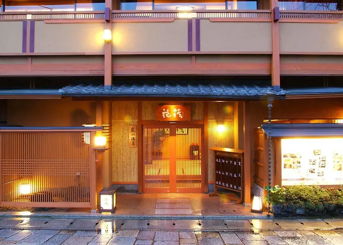 Kyoto Arashiyama Onsen Ryokan Hanaikada