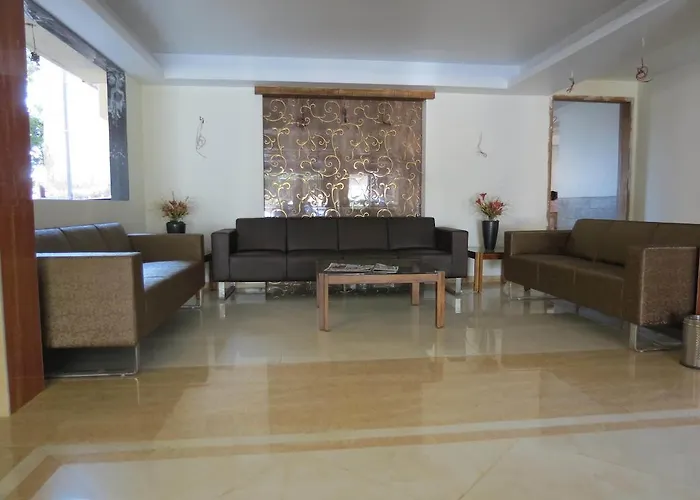 Hotel Sunny International Mahabaleshwar