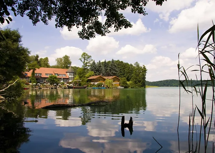 Romantischer Seegasthof&Hotel Altes Zollhaus Feldberger Seenlandschaft