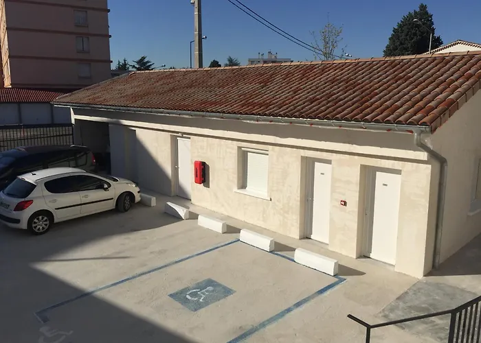 Hotel Le Logis Dauphinois à Roussillon 