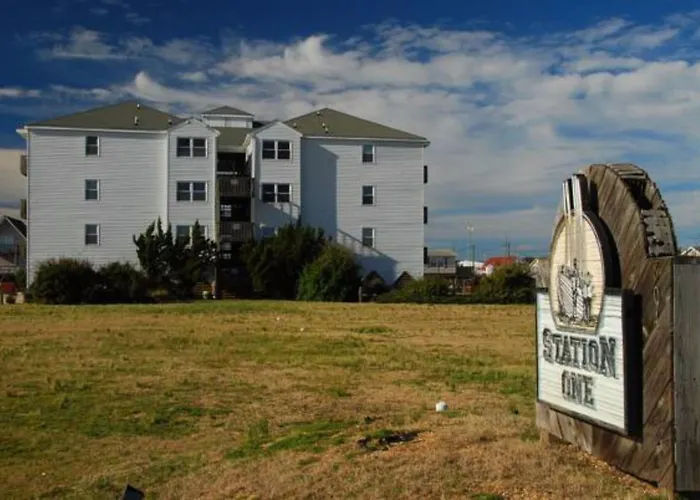 Station One By Kees Vacations Aparthotel Kill Devil Hills