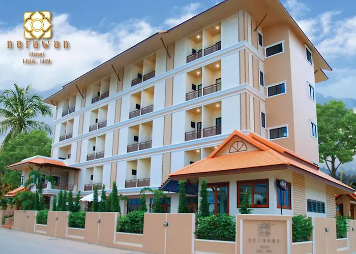 โรงแรมนราวรรณ หัวหิน