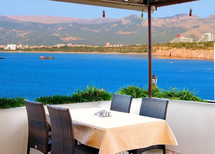 Ozmen Hotel Old Town Kaleiçi Antalya