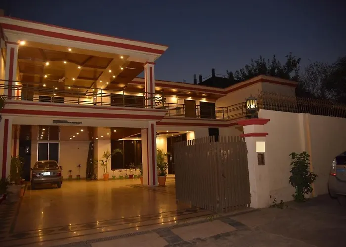 Al-Fateh Hotel Lahore